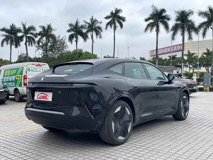 Фото 6 - Avatr 11