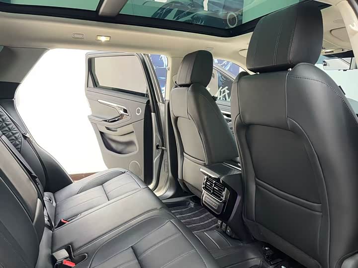 Photo 9 - Land Rover Range Rover Evoque L