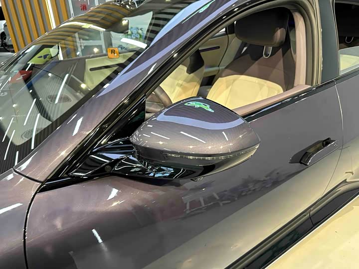 Фото 6 - Avatr 06