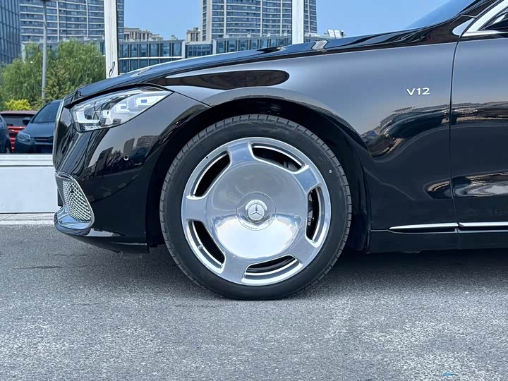 Фото 3 - Mercedes-Benz Maybach S-Class