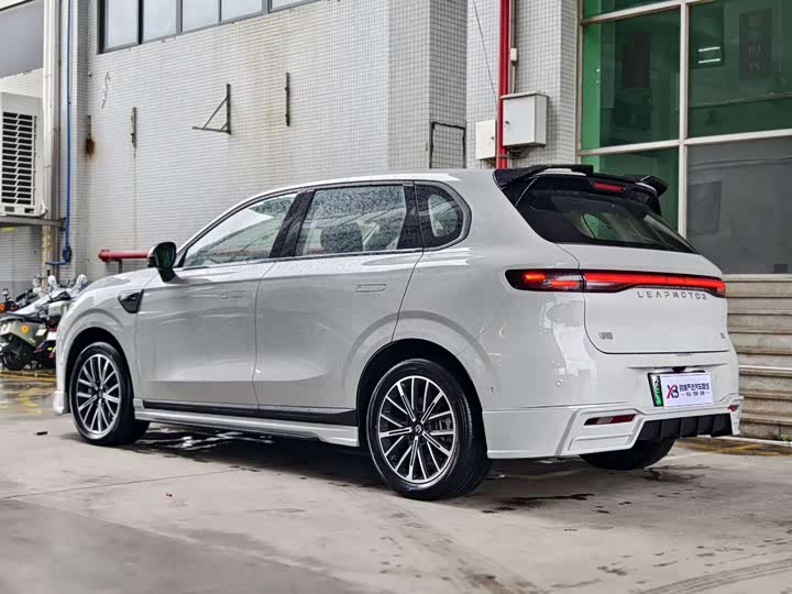 Фото 4 - Leapmotor B10