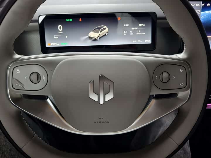 Фото 9 - Leapmotor B10