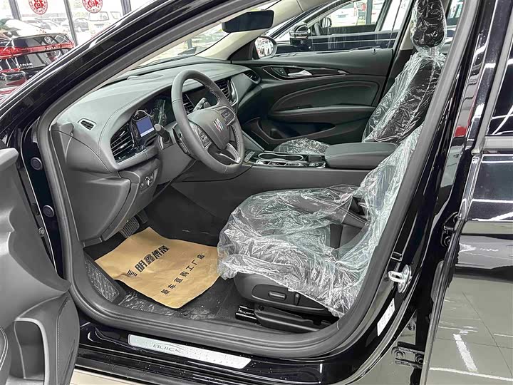 Фото 4 - Buick Regal