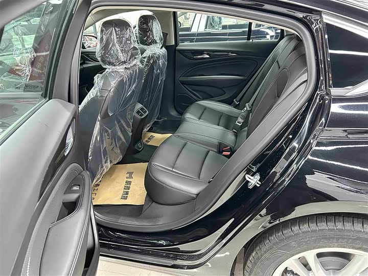 Фото 6 - Buick Regal