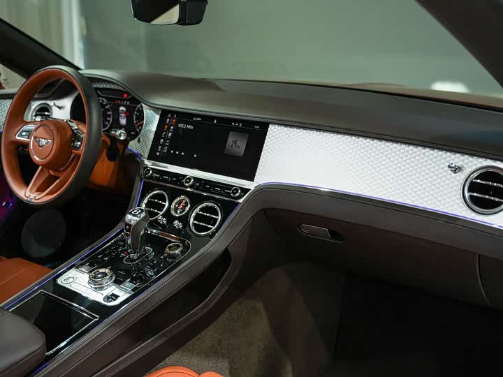 Фото 5 - Bentley Continental GT