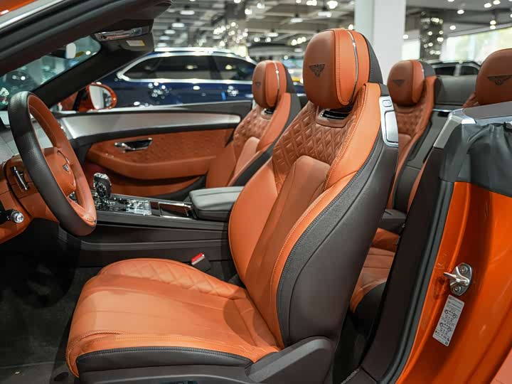 Фото 6 - Bentley Continental GT