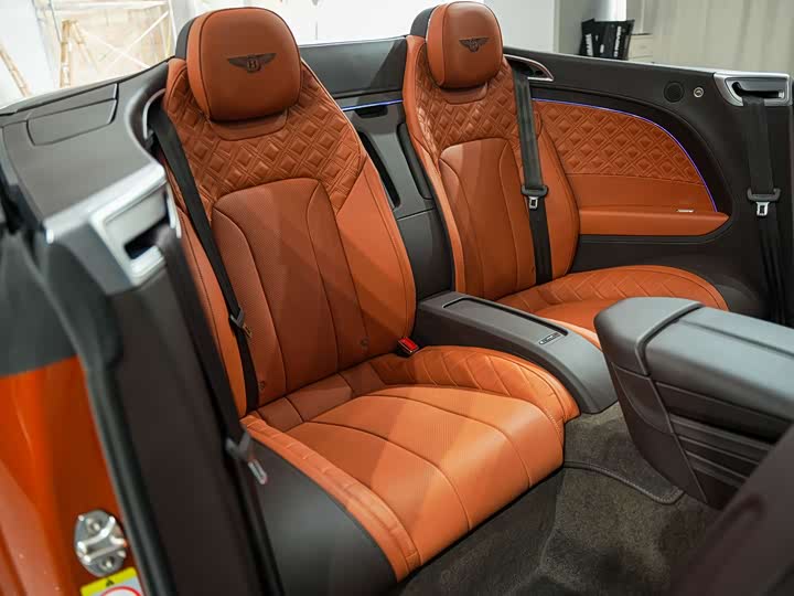 Фото 7 - Bentley Continental GT