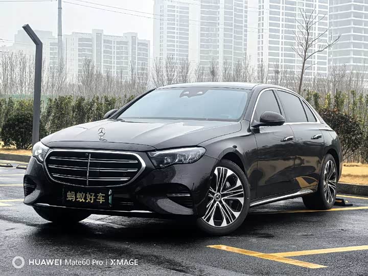 Фото 1 - Mercedes-Benz E-Class Hybrid