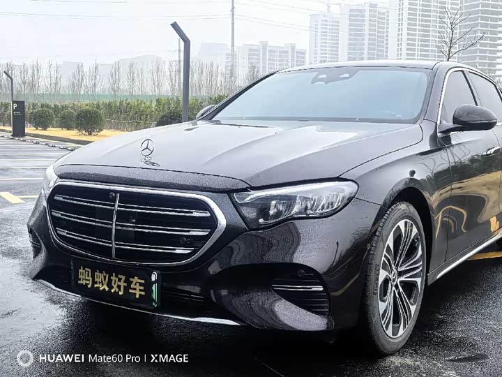 Фото 8 - Mercedes-Benz E-Class Hybrid