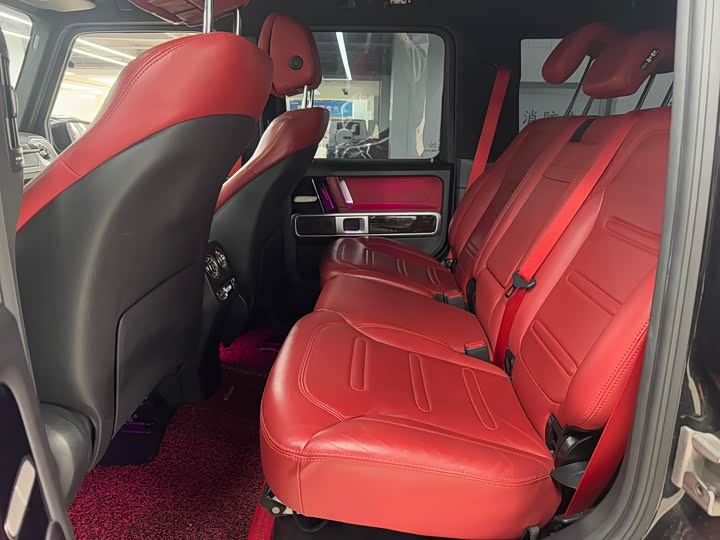 Фото 5 - Mercedes-Benz G-Class