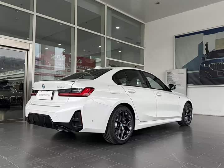 Фото 6 - BMW 3 Series