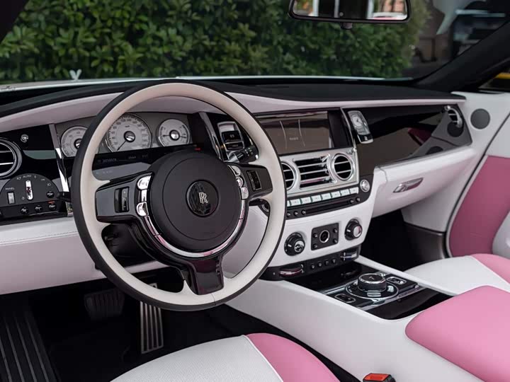 Фото 9 - Rolls-Royce Dawn