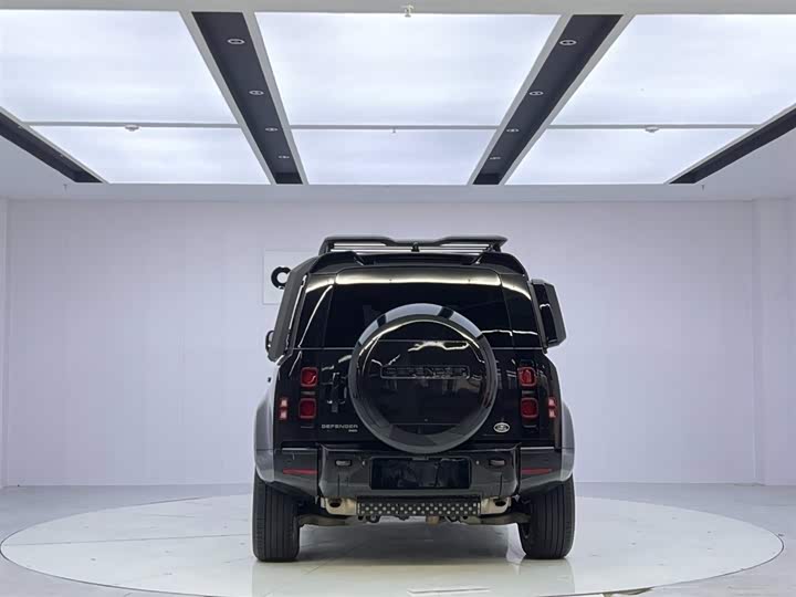 Фото 4 - Land Rover Defender