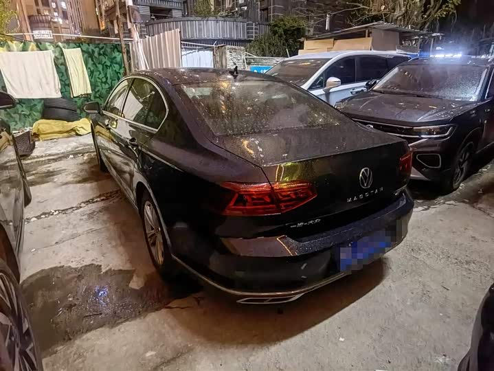 Фото 3 - Volkswagen Magotan