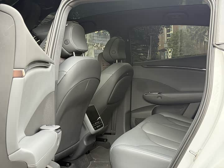 Фото 5 - XPeng G7