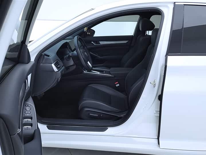 Фото 9 - Honda Inspire