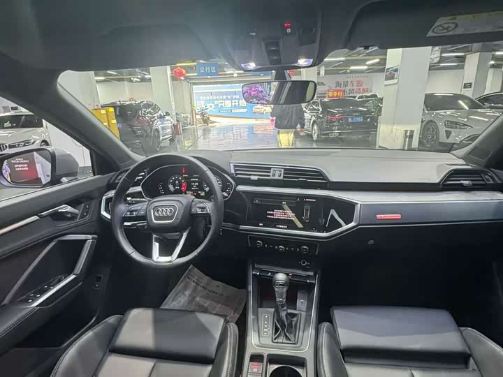 Фото 6 - Audi Q3