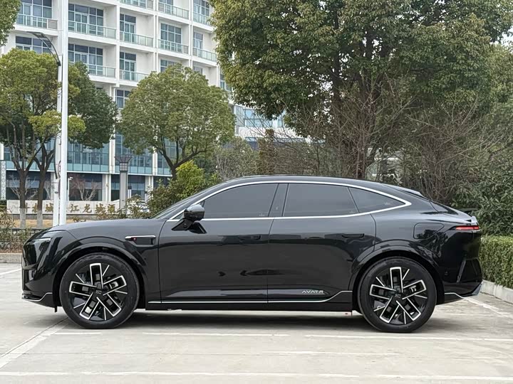 Фото 3 - Avatr 11