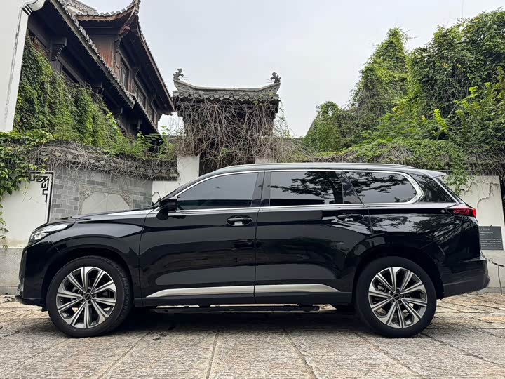 Фото 2 - Exeed VX