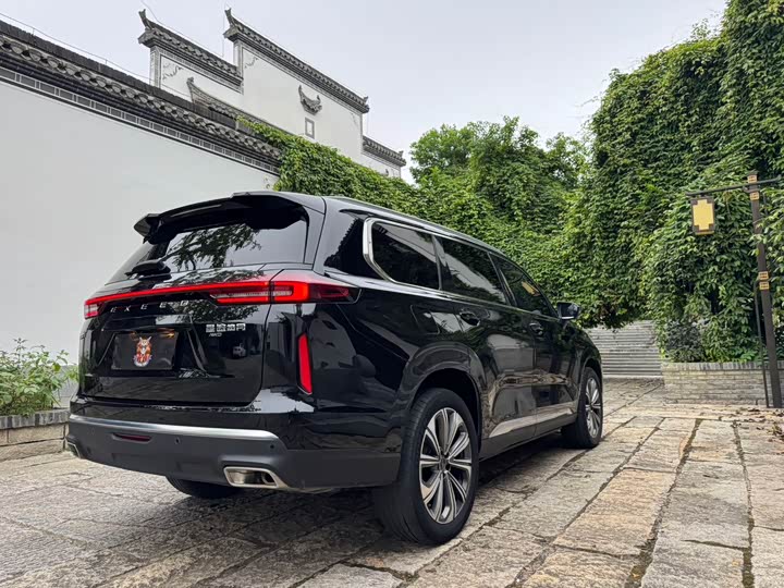 Фото 3 - Exeed VX