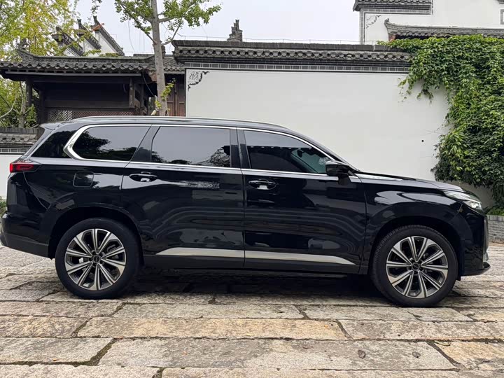 Фото 5 - Exeed VX