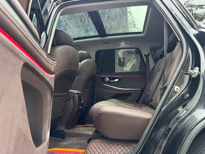 Фото 9 - Exeed VX