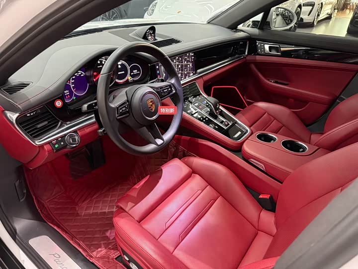 Zdjęcie 8 - Porsche Panamera