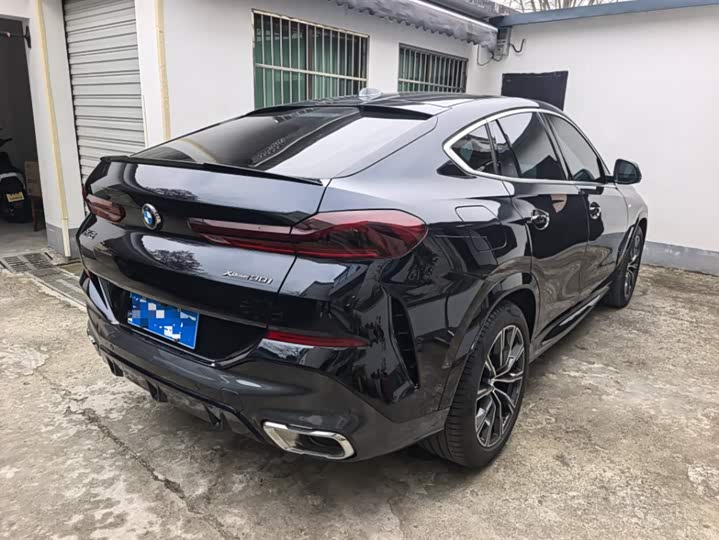 Фото 2 - BMW X6