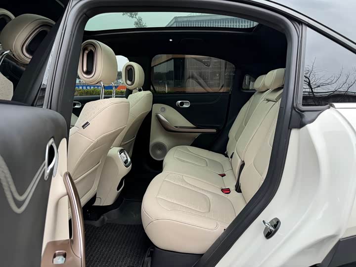 Фото 5 - Smart #1