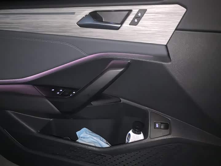 Фото 7 - Volkswagen Sagitar L