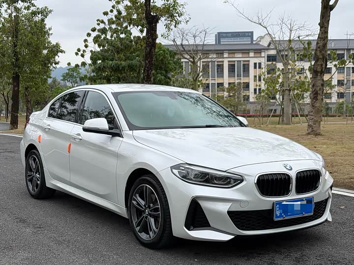 Фото 3 - BMW 1 Series