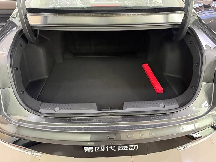 Фото 9 - Changan Eado Plus