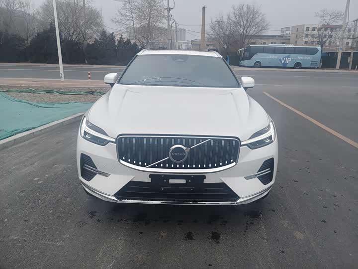 Фото 2 - Volvo XC60