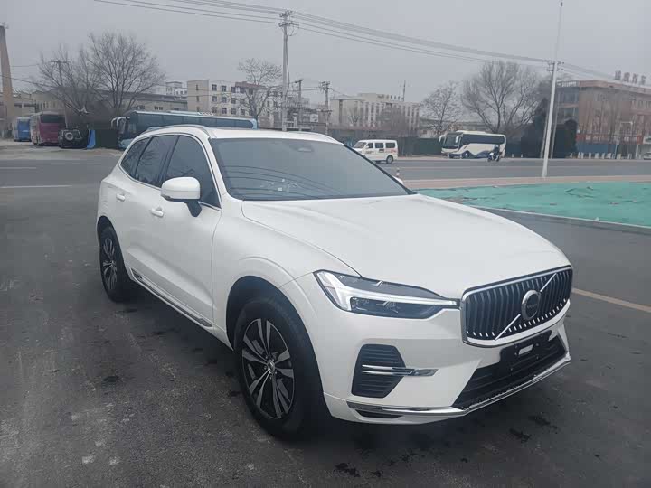 Фото 3 - Volvo XC60