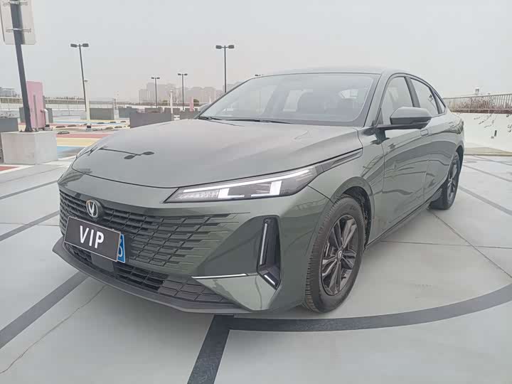 Фото 1 - Changan Yida