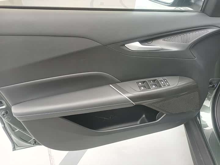 Фото 9 - Changan Yida