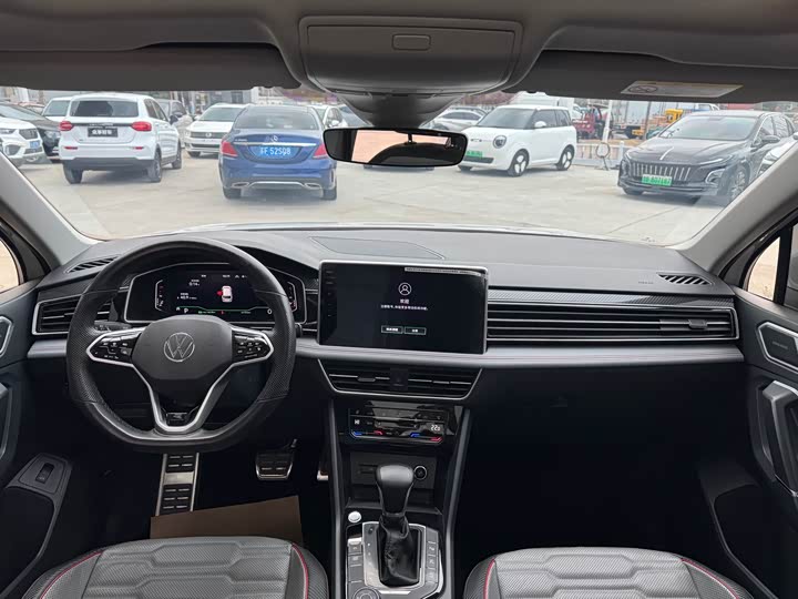 Фото 6 - Volkswagen Tiguan L Pro