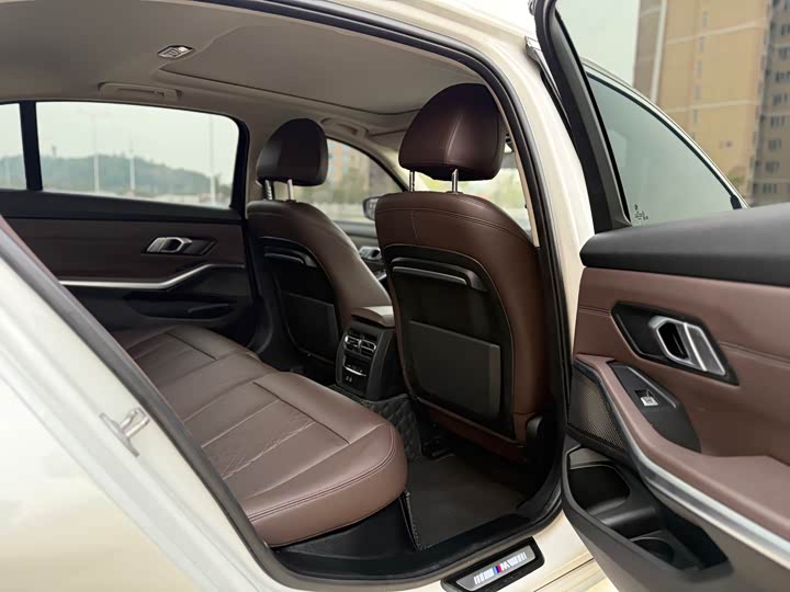 Фото 8 - BMW 3 Series