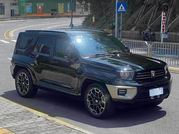 Фото 2 - Tank 700 Hybrid