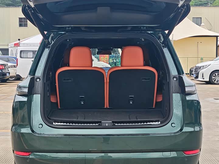 Фото 8 - LiXiang L9