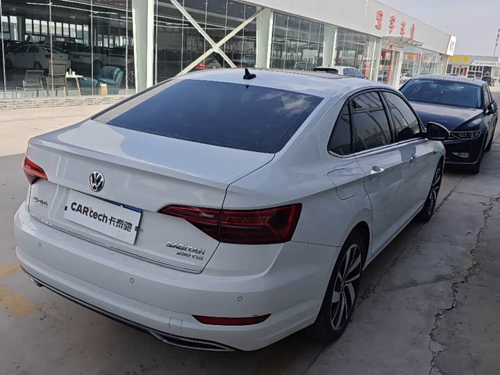 Фото 5 - Volkswagen Sagitar L