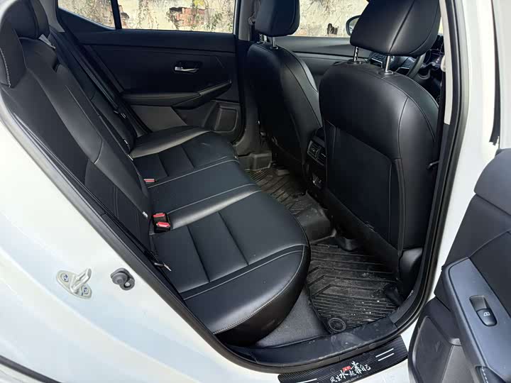 Фото 9 - Nissan Sylphy