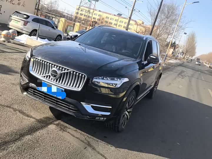 Фото 1 - Volvo XC90