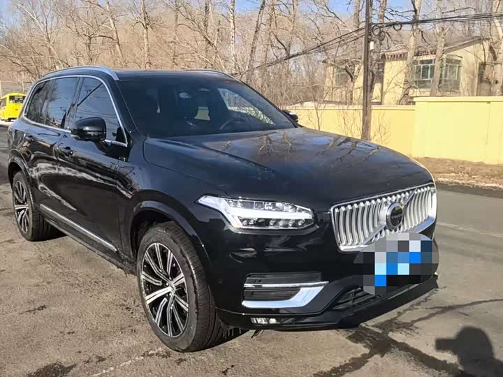 Фото 2 - Volvo XC90