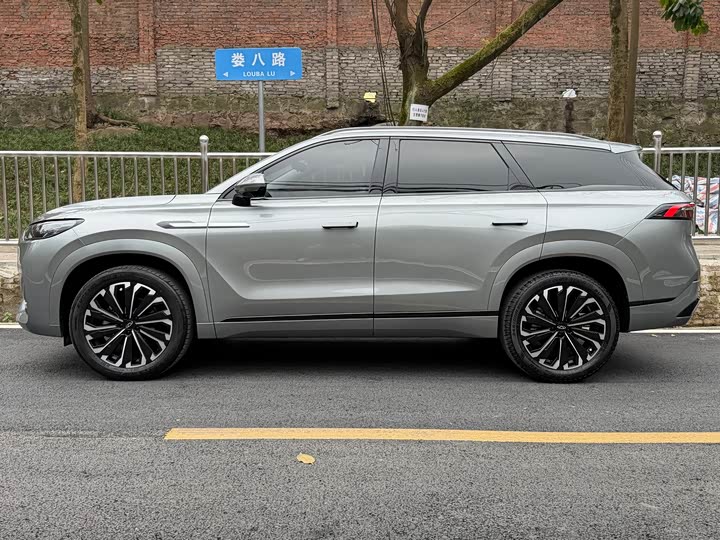 Фото 6 - Chery Tiggo 9