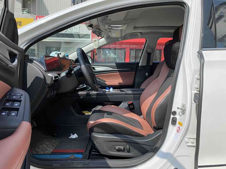 Фото 4 - Changan Eado Plus