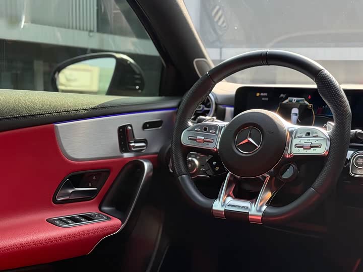 Photo 3 - Mercedes-Benz A-Class AMG