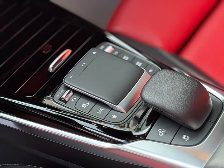 Photo 5 - Mercedes-Benz A-Class AMG