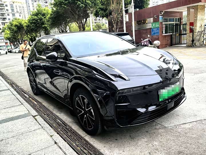 Фото 1 - Zeekr X