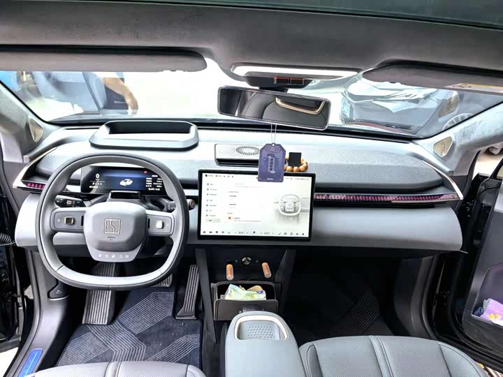 Фото 5 - Zeekr X